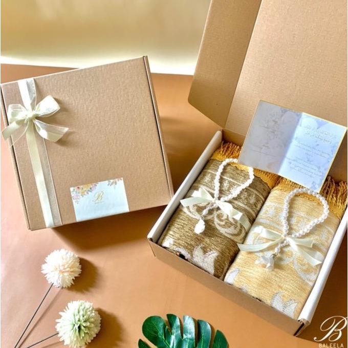 Termurah - Hampers Kado Nikah Sajadah Couple/Hampers Sajadah Premium
