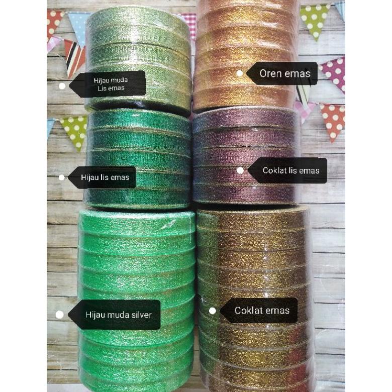 

Sale !! Pita Metalic Glitter 1.2 Cm Rol 20 Yard Hiasan Parcel Hampers Natal Christmas / Imlek Cny Terlaris
