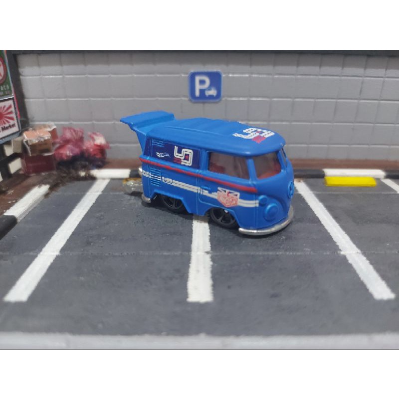 Hotwheels Kool Kombi Urban Outlaw Biru Loose