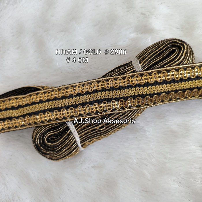 

RENDA EMAS INDIA / RENDA BORDIR EMAS MOTIF TENGAH LEBAR 4 CM PERPACK