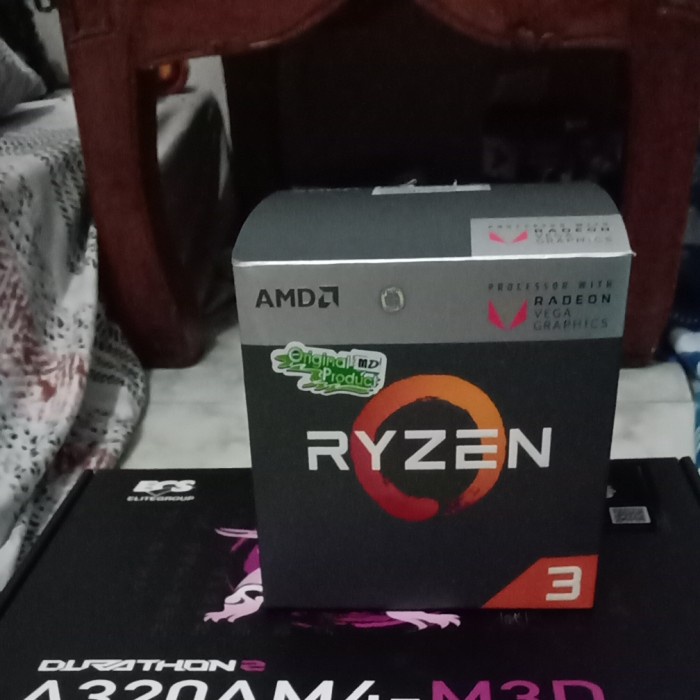 AMD Ryzen 3 2200G Dan Mobo ecs A320M AM4