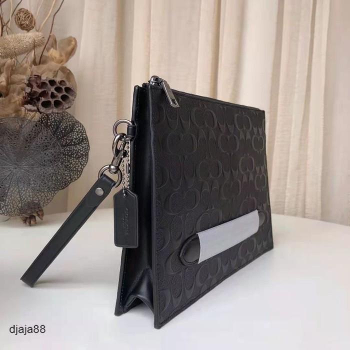 Structured Clutch Pouch Coch Leather Signature Debossed Black