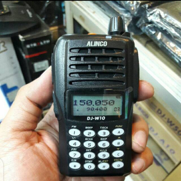 HT ALINCO DJ W10