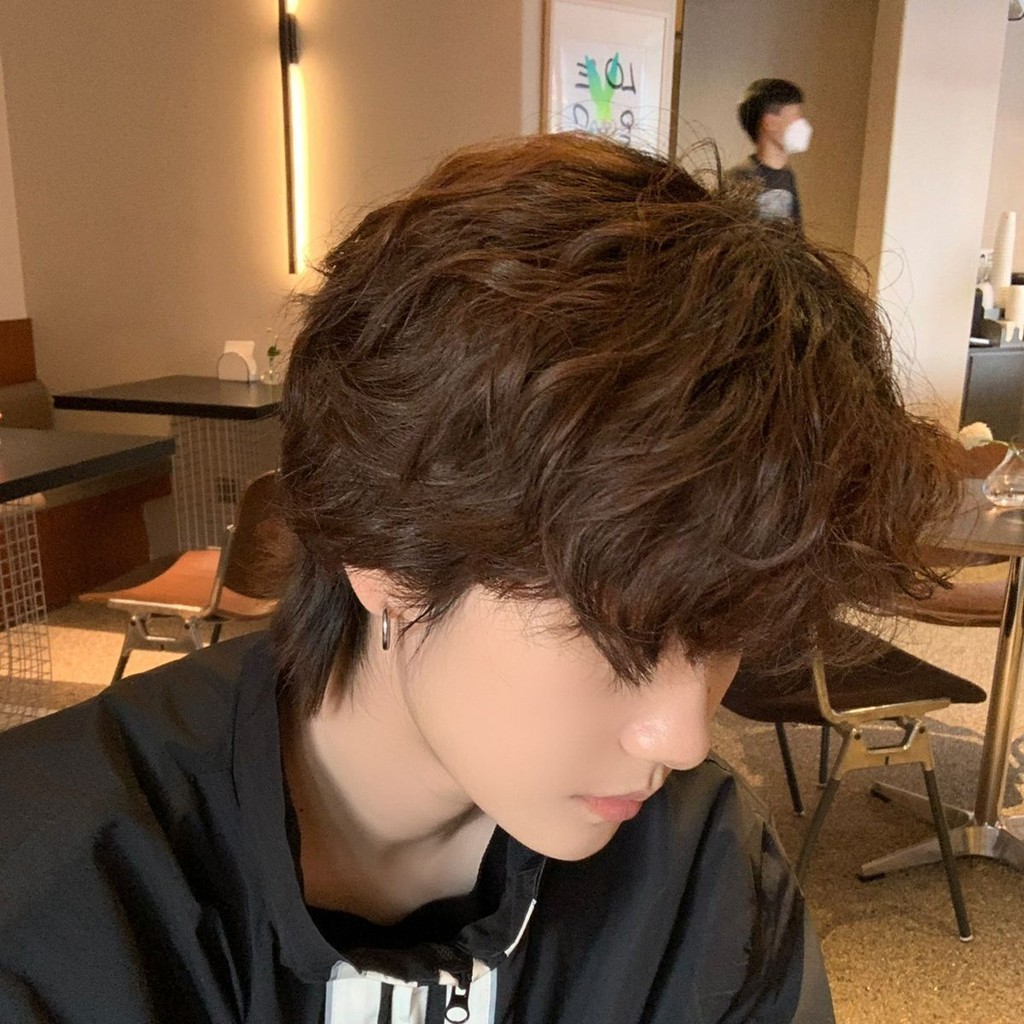 Wig Rambut Pria Elegan Gaya Jepang Rambut Keriting Kecil Rambut Pendek Alami & Halus Keriting Atas P