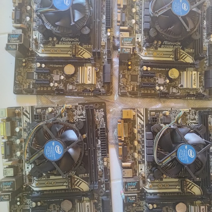 Paketan mobo B150 Asrock + i5 7400 like new