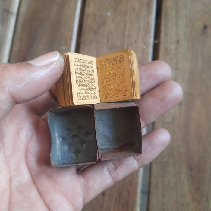 Kitab Stambul Istanbul Mini Kecil Tinta Emas Wadah Kotak Besi