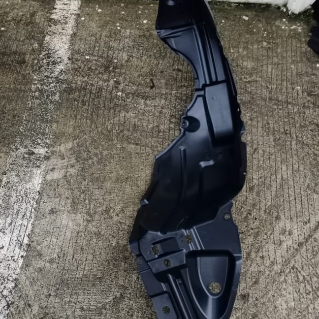 LINER FENDER YARIS LELE