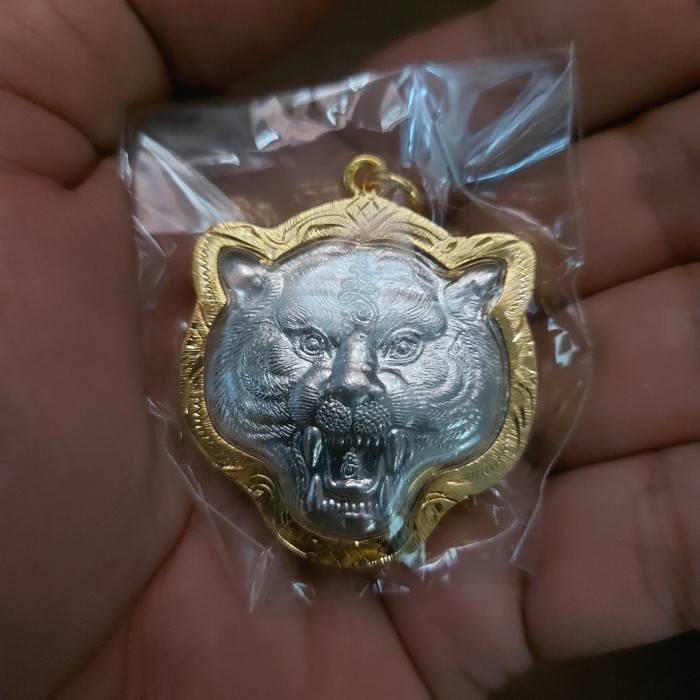 

[Baru] Lp Pern Wat Bang Phra Tiger Silver Thai Diskon