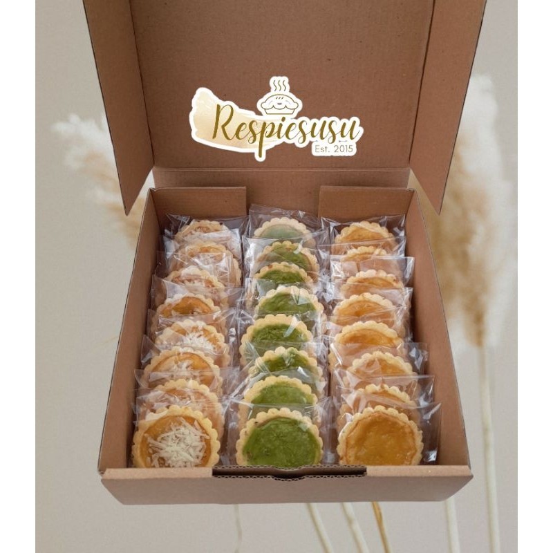 

Pie susu varian 3 rasa(keju,greentea, ) isi 30 pcs