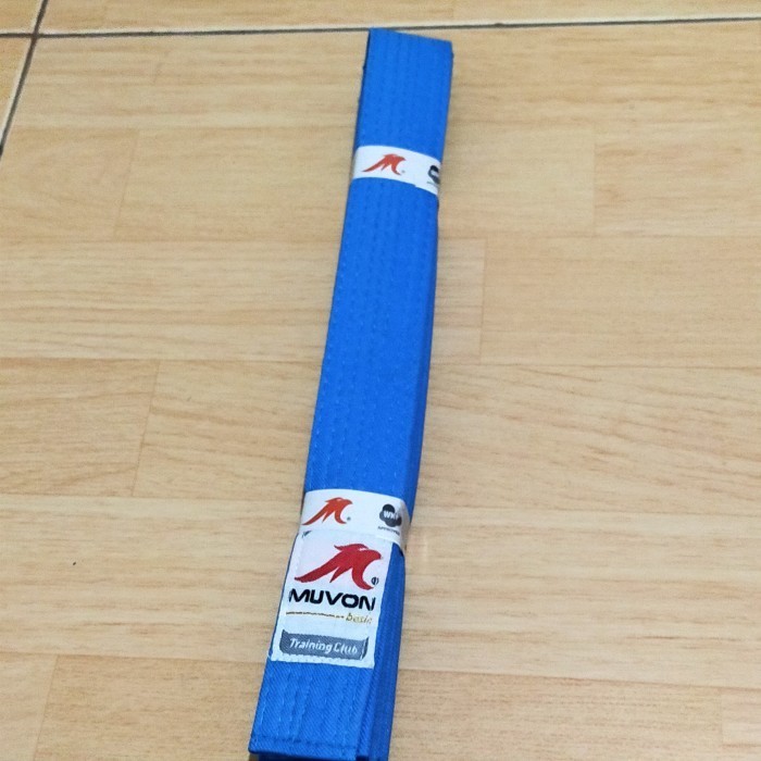 Sabuk Biru Karate Tanding Kejuaraan Muvon Best