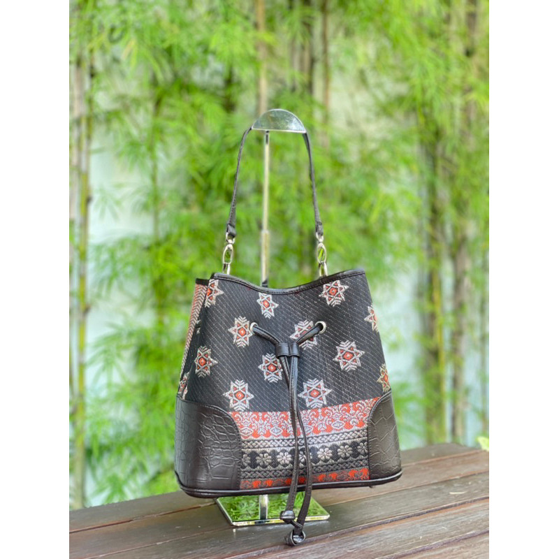 [BEAUTY LR COLLECTION] Tas Serut Model Ulos