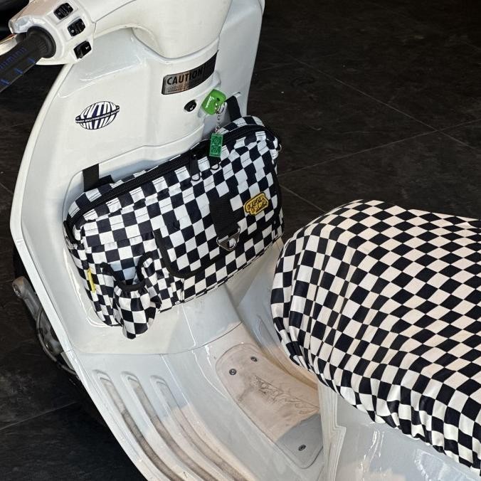 Tas Bagasi Vespa Checkerboard Vespa Sprint Primavera LX