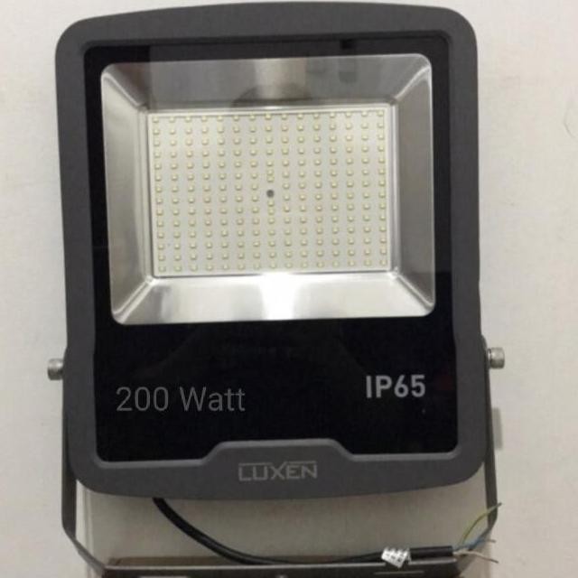 St Lampu Sorot Ip65 Luxen 200Watt Sendariana19