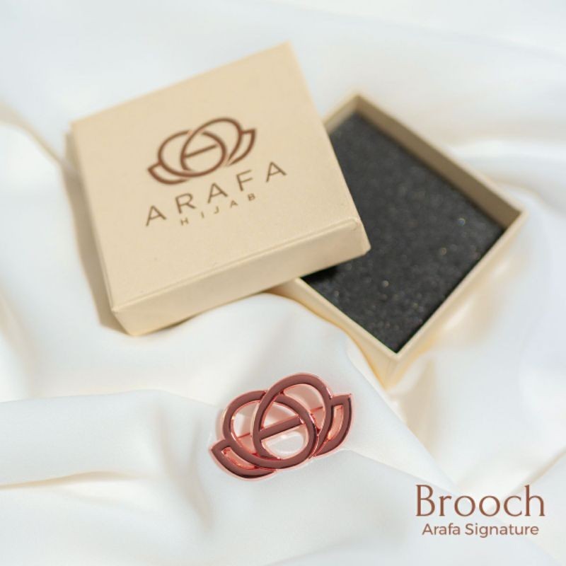 Arafa Signature Brooch By Arafa Hijab