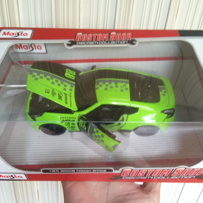 Promo Diecast Maisto 1:24 - 2009 Nissan 370Z Terlaris