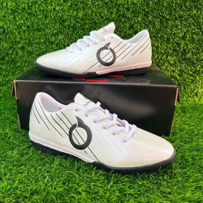 sepatu futsal anak ortuseight grade ori