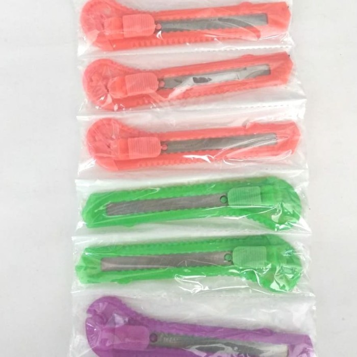 

CUTTER / ALAT POTONG KERTAS TERMURAH