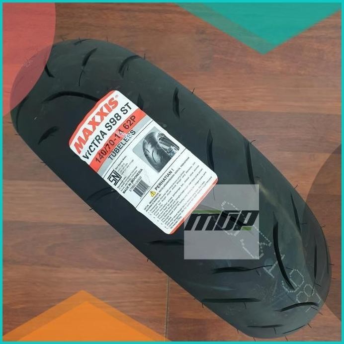 BAN MAXXIS VICTRA UKURAN 140/70-14 62P TUBELESS RING 14 AEROX BELAKANG