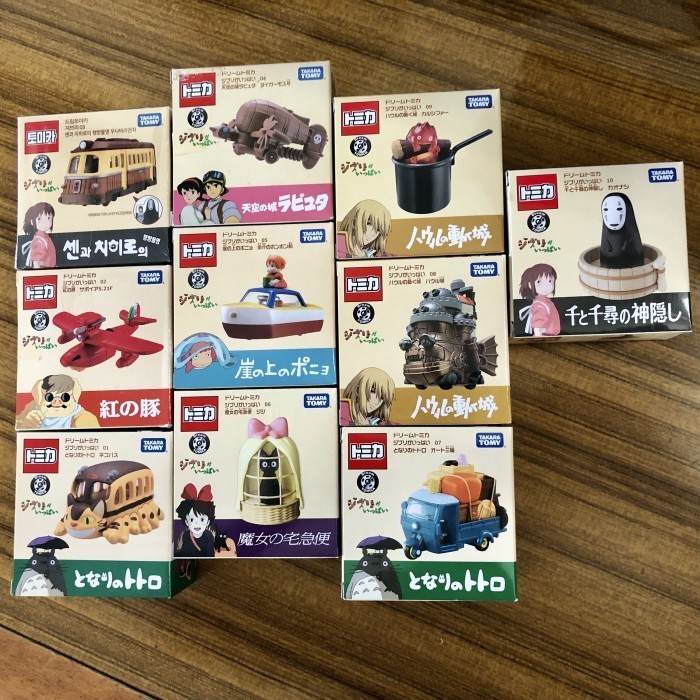 Tomica Dream Set Ghibli Totoro Porco Rosso Spirited Away