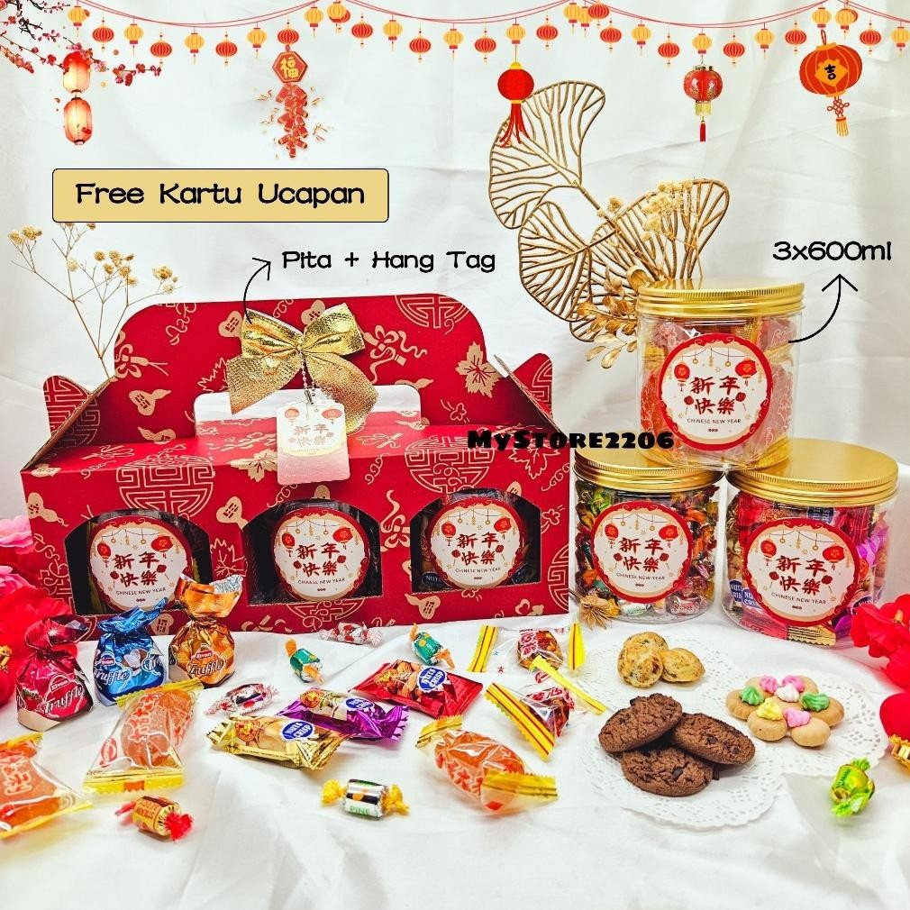 

CNY (3 JAR) Hampers Parcel Chinese New Year Tahun Baru Imlek 2024 Permen, Jelly, Cokelat, Cookies Kue Kering Choco Chips, Gem Rose, Soes Chocolate isi 3 Jar 600ml / Hampers Chinese New Year