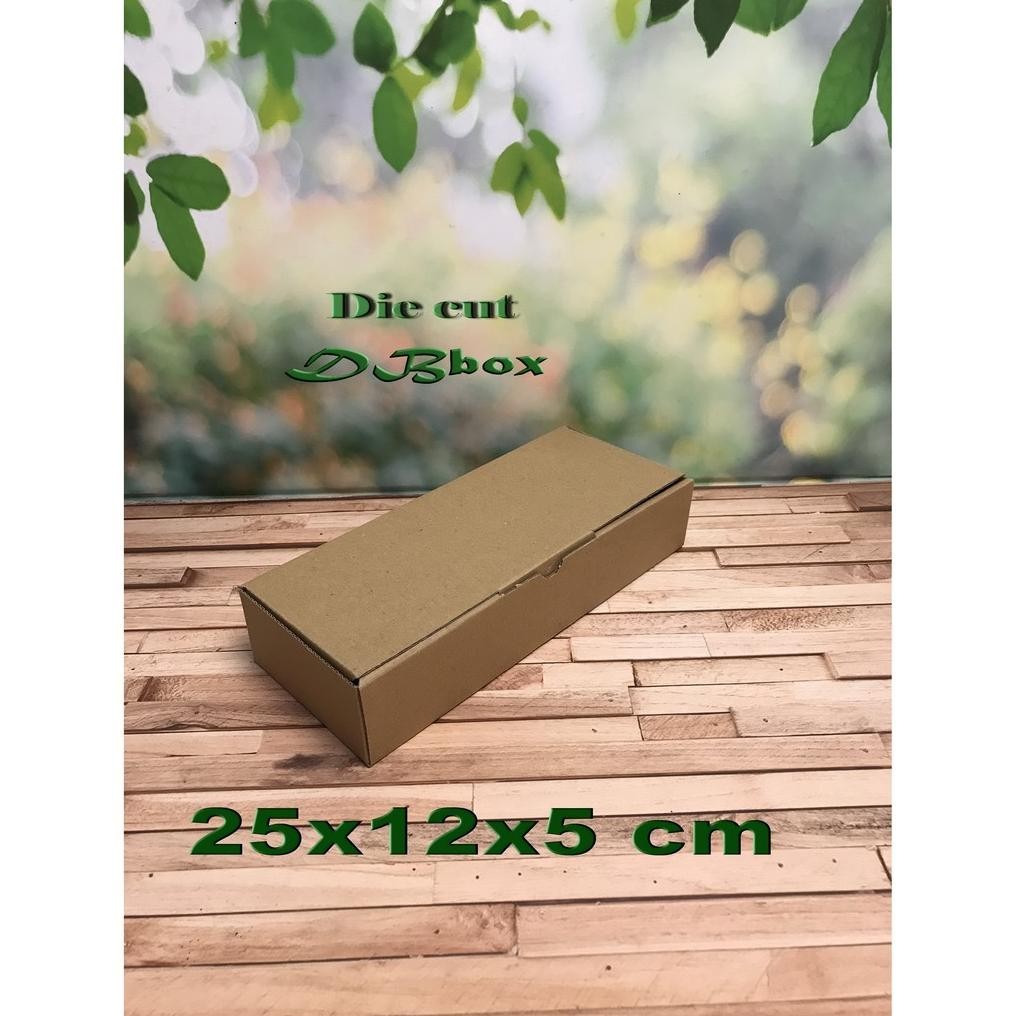 

Buruan Serbu (10pcs) Kardus uk.25x12x5 cm...Die Cut untuk kotak Aksesoris dll, model box pizza
