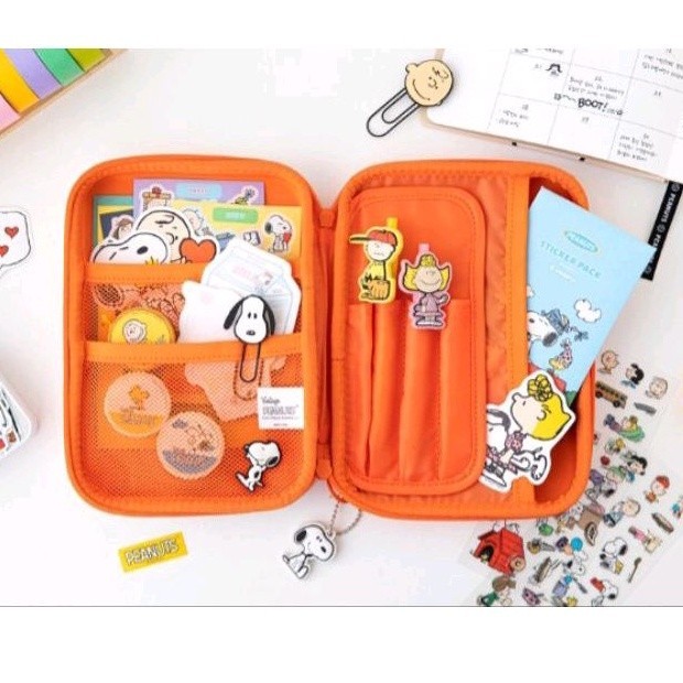 

KOTAK PENSIL SNOOPY HARDCASE / TEMPAT PENSIL HARDCASE / TEMPAT PENYIMPANAN / KOTAK PENYIMPANAN
