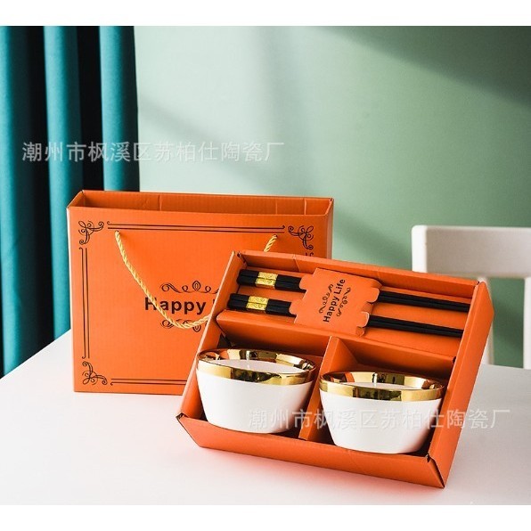 

Ready Set Alat Makan Keramik / Kado Gift Ulang Tahun Pernikahan Hampers