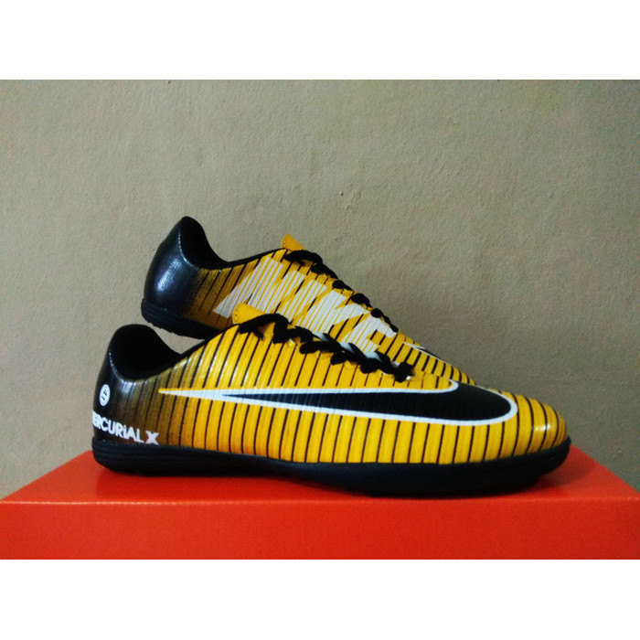 Sepatu Futsal Nike Mercurial