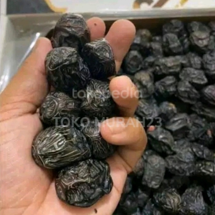 

Kurma - Kurma Ajwa Aliyah 1Kg /Kurma Ajwa Nabi Asli/Kurma Ajwa Aliyah Premium
