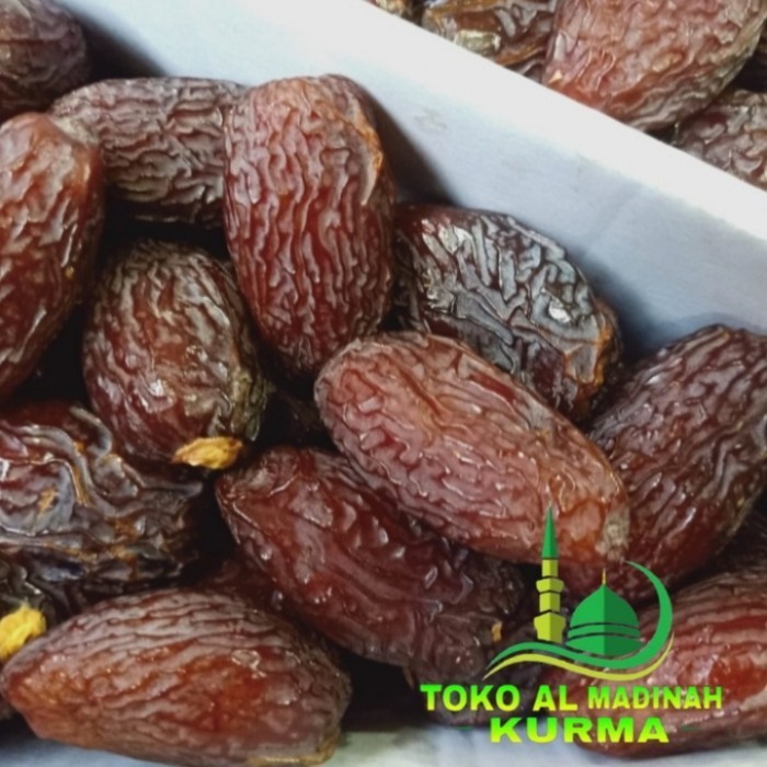

Kurma - Kurma Medjool Palestina 1Kg / Kurma Medjol 1 Kg Medium / Kurma Menjol