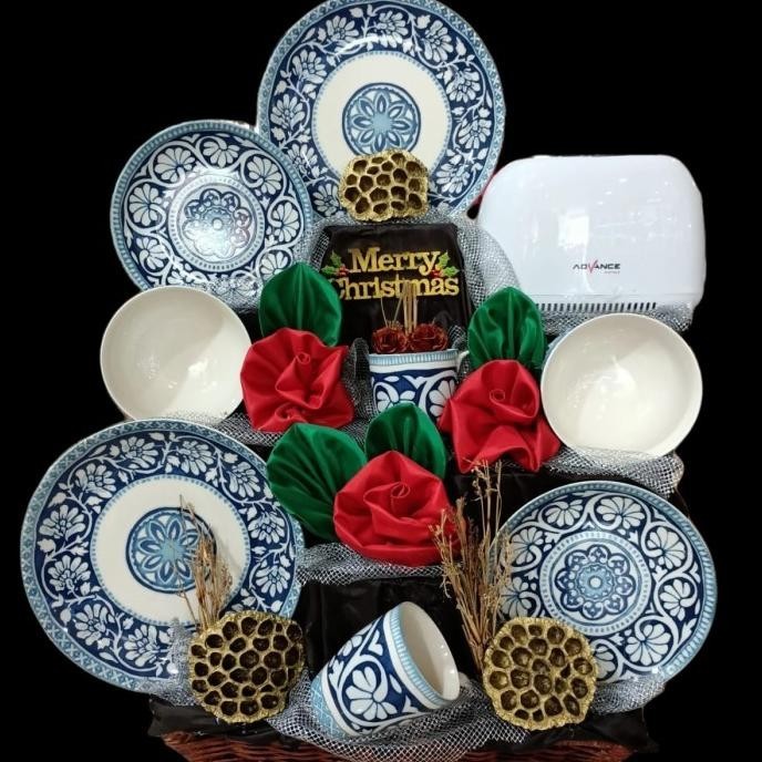 

SALE TERMURAH !!! PARSEL NATAL DAN TAHUN BARU PACKING AMAN