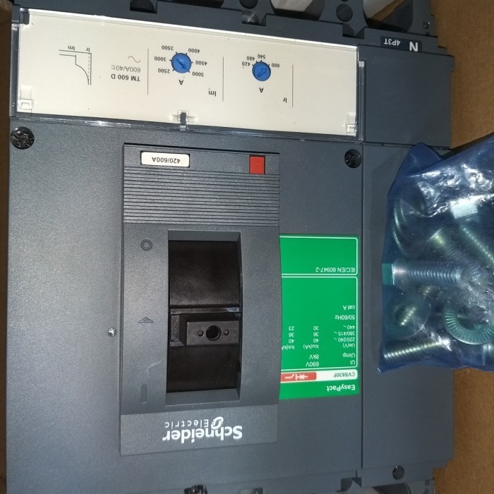 MCCB CVS630F 600A 4P