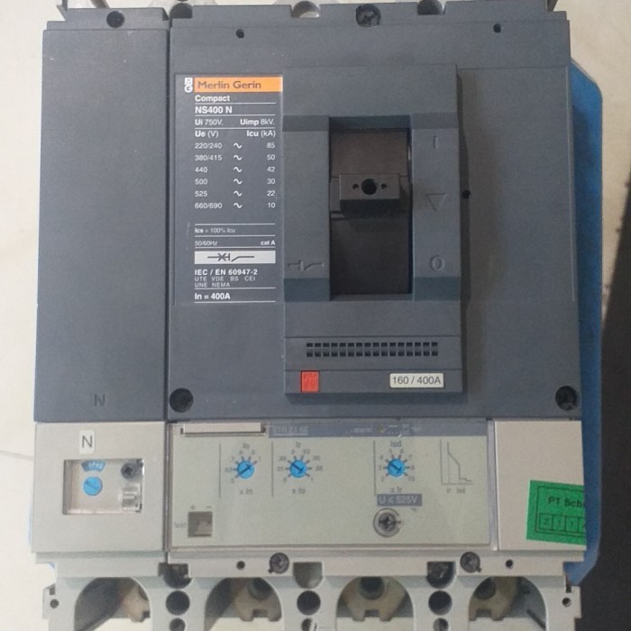 MCCB NS 4P 400A MERLIN GERIN