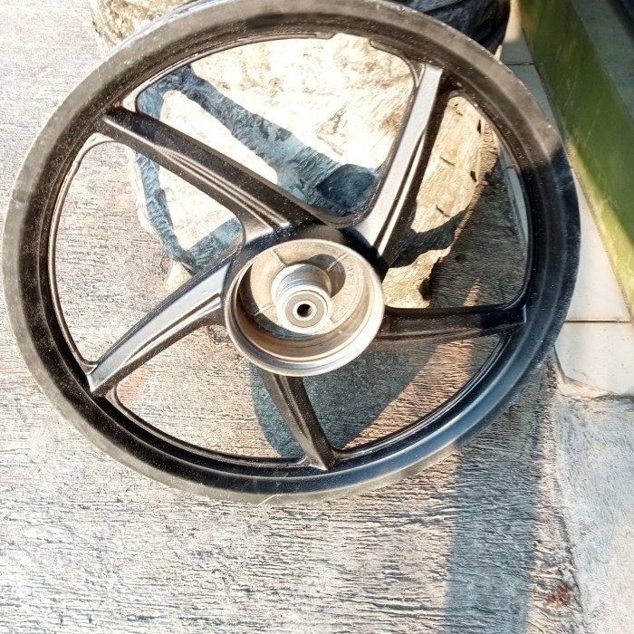 VELG BELAKANG SUPRA X 125 ORIGINAL TROMOL