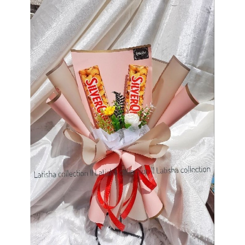 

K6A BUKET COKLAT SILVERQUEEN DIHARI SPESIAL HA3