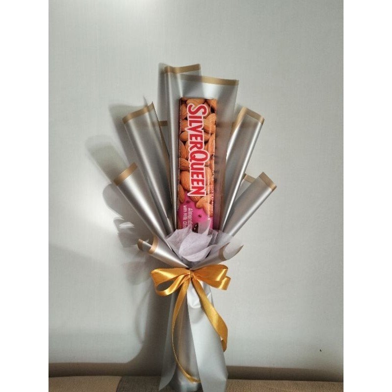 

VA9 BUKET SILVERQUEEN BUKET COKLAT BUKET VALENTINE KADO VALENTINE BUKET MURAH FKL