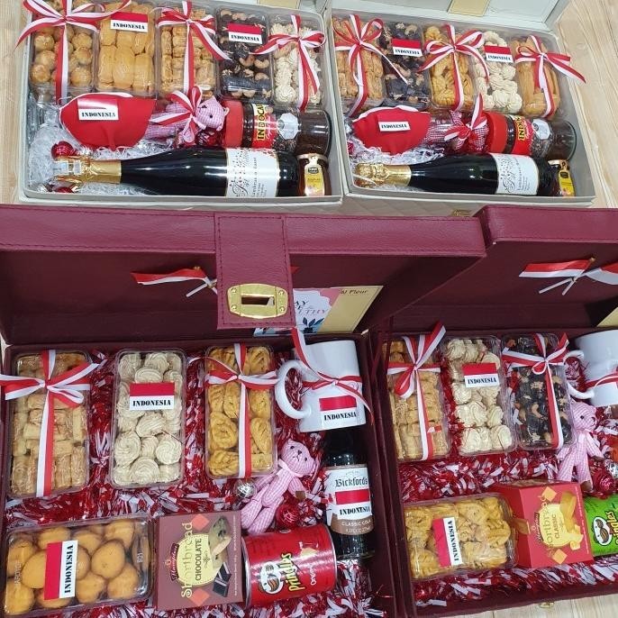 

Box Paket Hampers Hut Ri 17 Agustus Independence Day