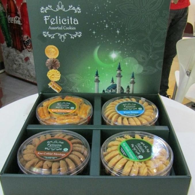 

New Parcel Kue Lebaran Felicita 4 Toples Parcel Hampers Berkualitas