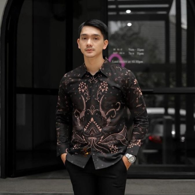 Update Batik / Baju Batik Pria Lengan Panjang Kemeja Batik Kaos Batik pria - M ..