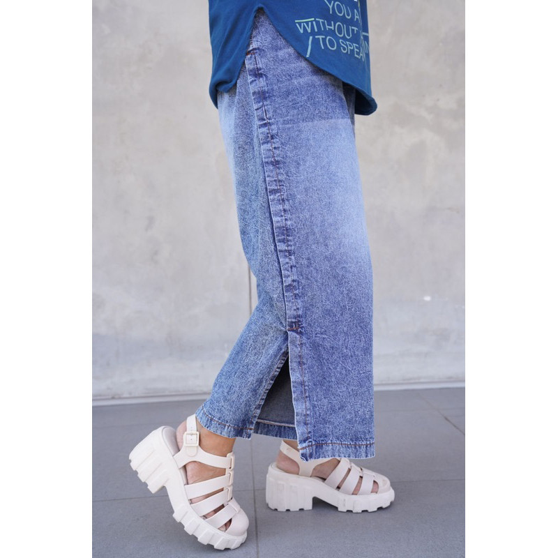 [ONLINE EXCLUSIVE] GYL kulot jeans