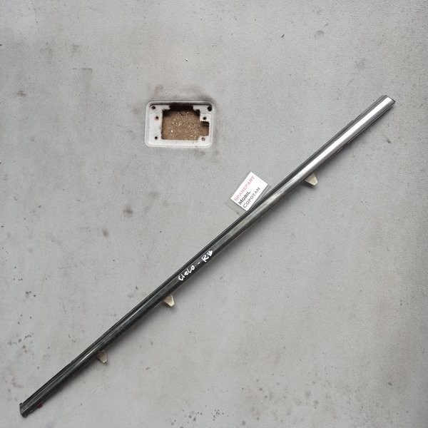 Pelipit Kaca Luar Pintu Belakang Kanan Honda Accord Cielo