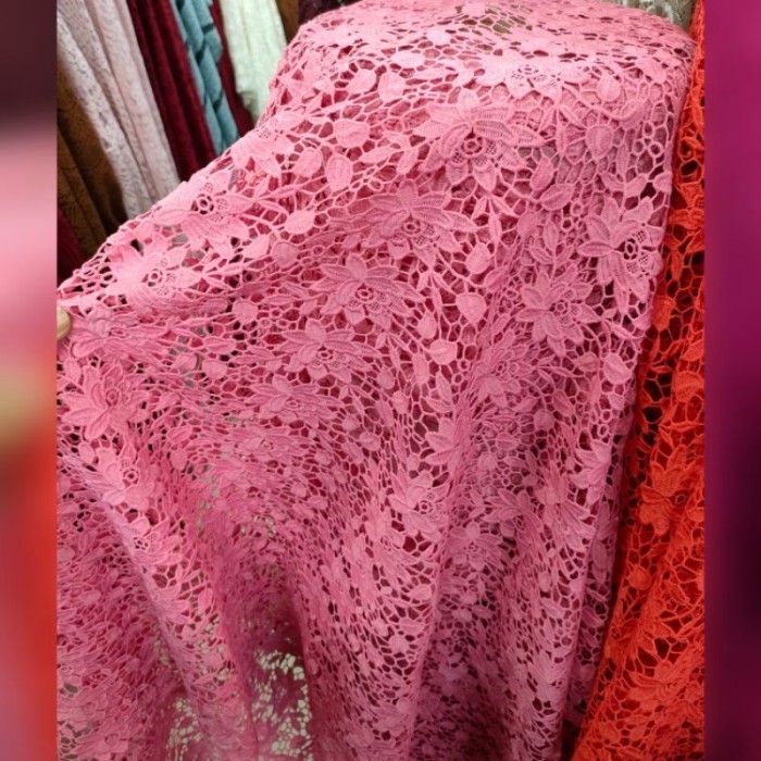 Naenggo ((Hei,Ready)) Bahan Kain Brokat Prada - Oki Prada Korea Bordir Tebal -