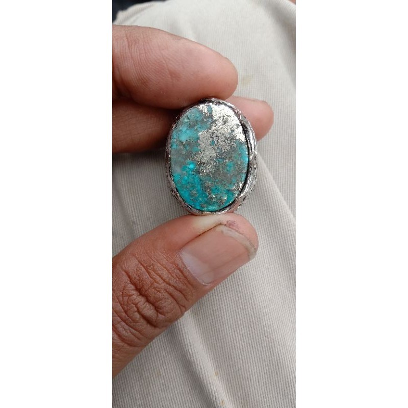 batu pirus persia badar