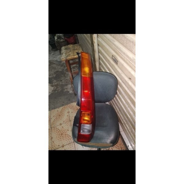Lampu Belakang Atau Stoplamp Honda Crv 2003-2004 Ori