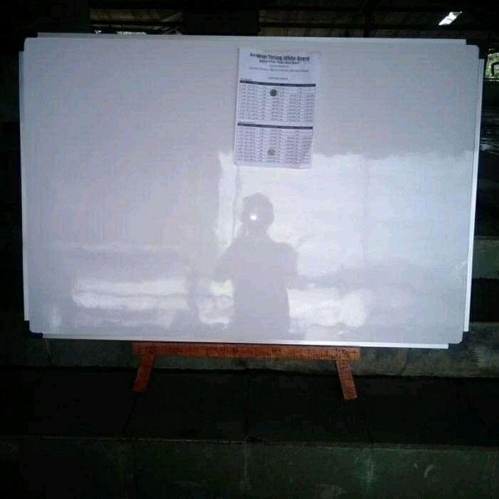

Papan Tulis Whiteboard Magnet Gantung Ukuran 90X120