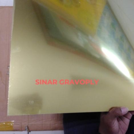 

Gravoply Gold/Bahan Name Tag/60X120Cm Tebal 1.5Mm Pengiriman Cepat