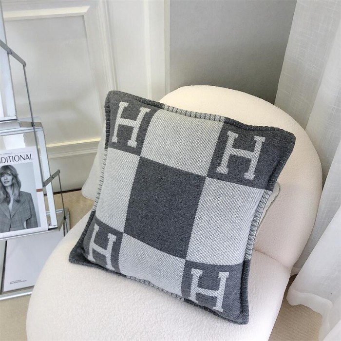 Bantal Sofa Branded / Sarung Bantal Sofa Hermes / Sofa Cushion Cover