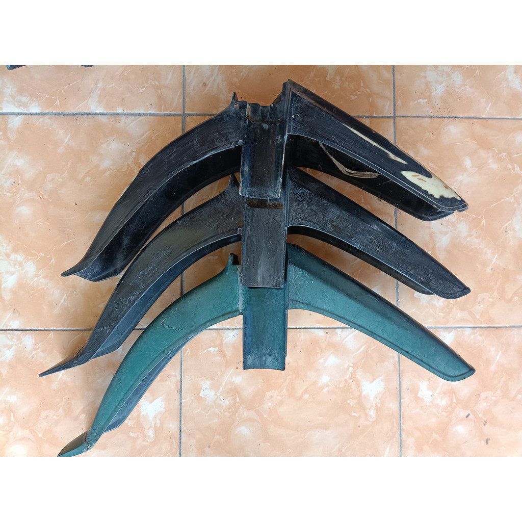 Slebor Depan Kawasaki Kaze R