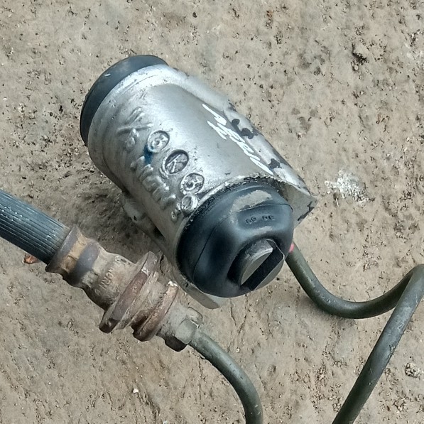 Master Rem Suzuki Aerio Belakang Kiri #Pernben