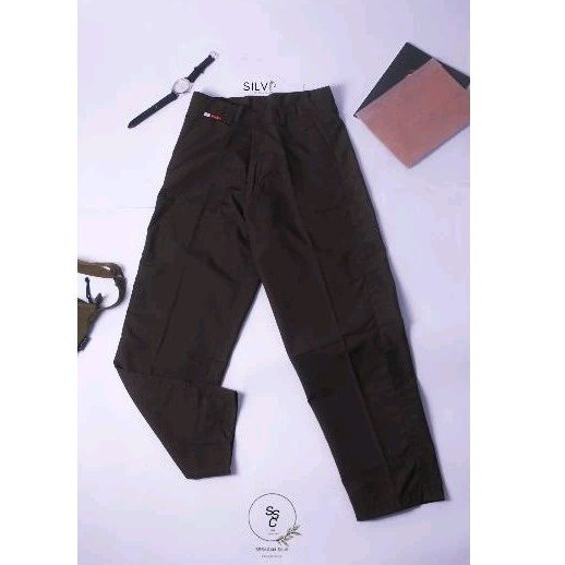 Seragam SMA Celana Pramuka